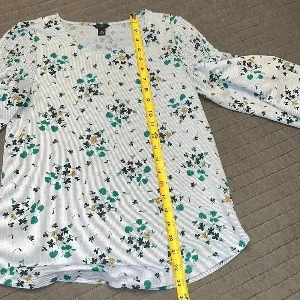 Ann Taylor blue floral blouse three quarter length bell sleeves with elastic XS - Picture 8 of 10